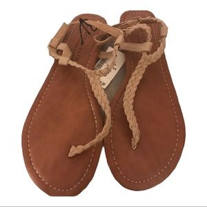 NWT Aeropostale Junior Braided Sandals